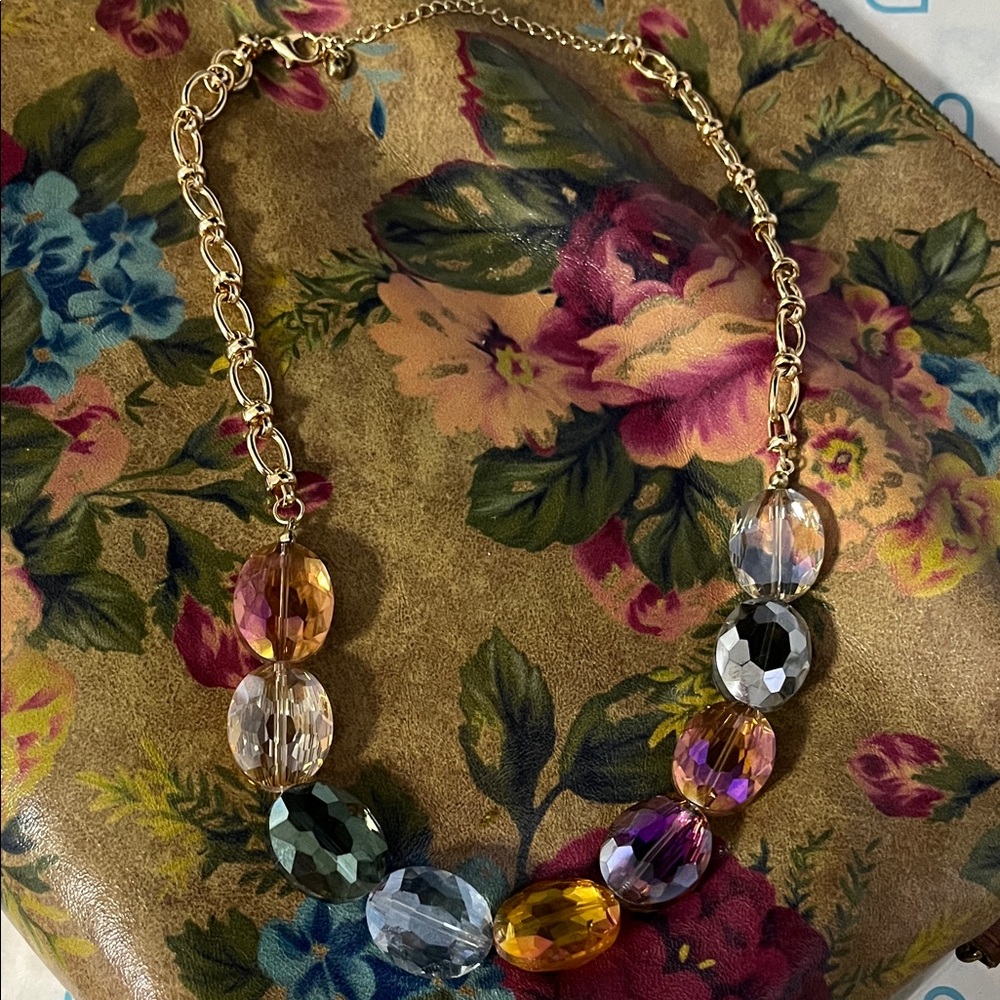 Multifaceted, Elegant Multicolor Beaded Gold - Toned Necklace